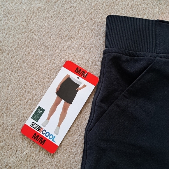 ❤️ NWT 32° Degrees Active Skort Women's Black Stretch Skirt With Shorts - Picture 7 of 13